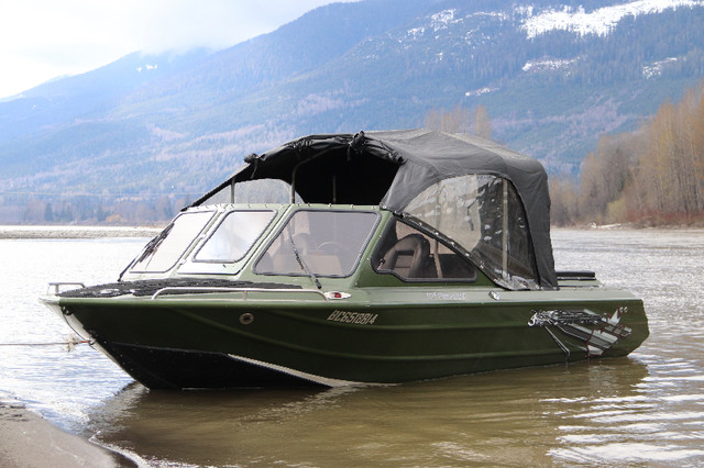 Fire fish 17’ piranha jetboat in Powerboats & Motorboats in Terrace - Image 2