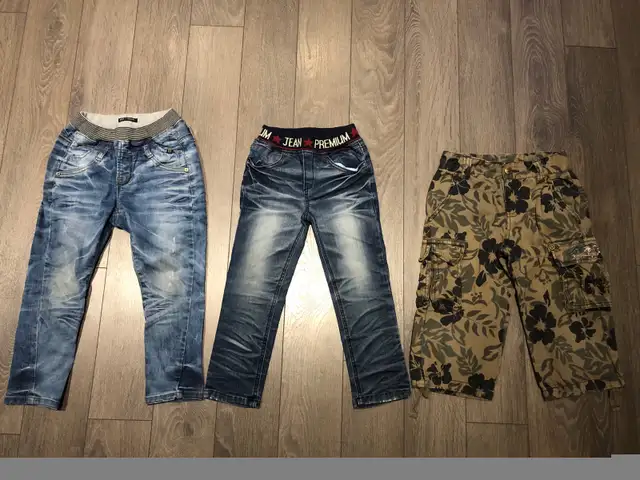 Vintage Designer jeans, kids size 4T in Clothing - 4T in City of Toronto - Image 5