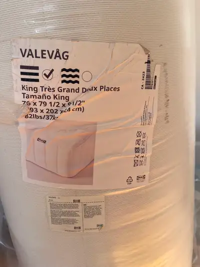 Matelas Ikea king à vendre, View more
