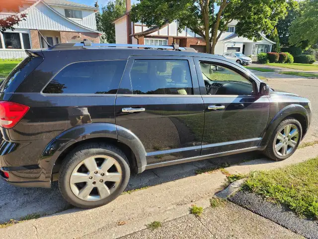 Dodge Journey R/T AWD