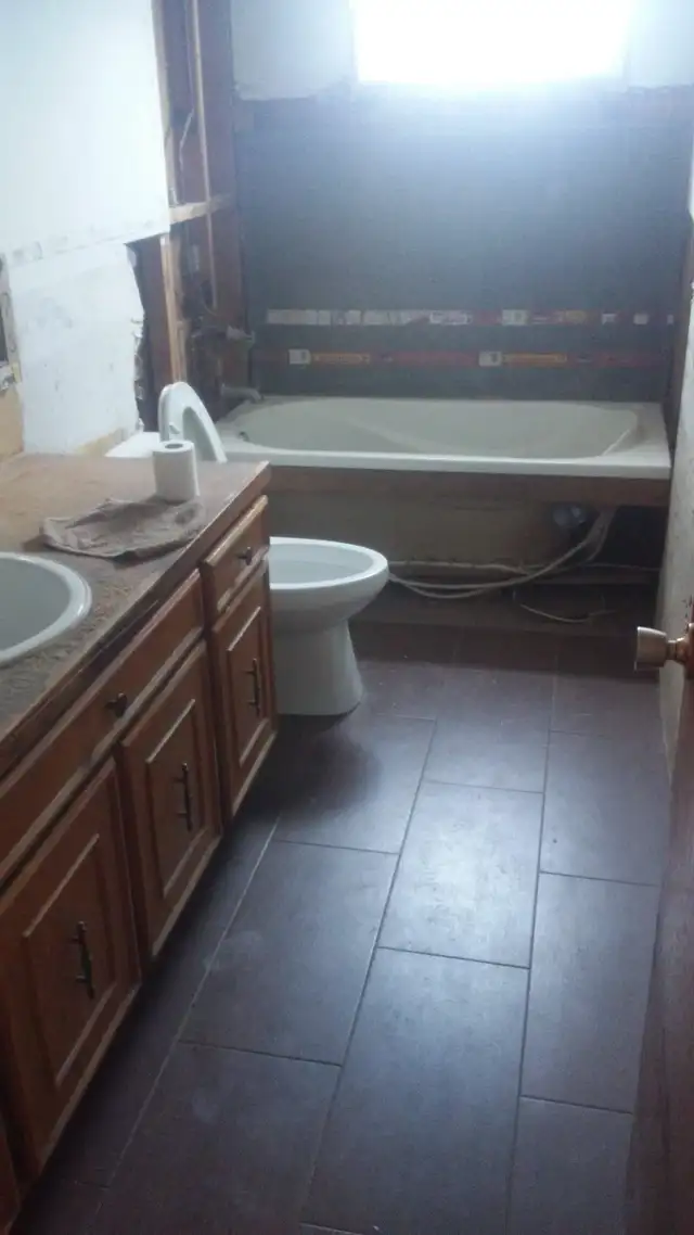 $2500 Complete New Bathroom Renovation583293937292431364
