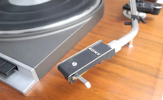 Sony 2250 Vintage Direct Drive Turntable in Stereo Systems & Home Theatre in Mississauga / Peel Region - Image 4
