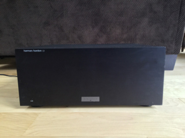 Harman Kardon Signature 2.1 - 5 channel amp in Stereo Systems & Home Theatre in Victoria