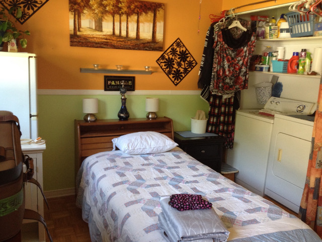 Room for rent in Room Rentals & Roommates in Gatineau - Image 4