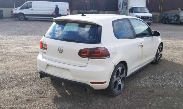 part out - 2010 VW Golf GTI 2.0T 6spd in Other Parts & Accessories in Cambridge - Image 4