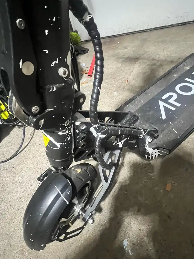 2022 Apollo Ghost Scooter in Scooters & Pocket Bikes in City of Toronto - Image 8