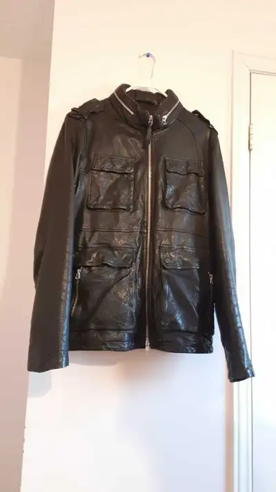 Mackage Glen F5 Leather Jacket size 40, View more