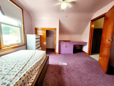 Private room for a female in Waterloo