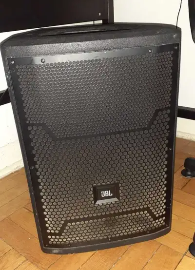 JBL PRX710, View more