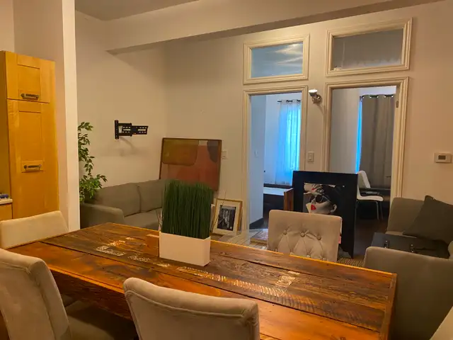 4 beds Queen/Bathurst