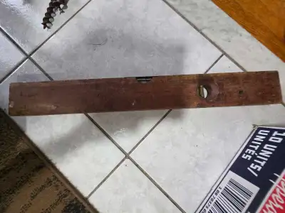 ANTIQUE LEVEL. ANTIQUE WOOD LEVEL., View more