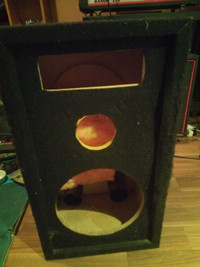 Empty speaker box