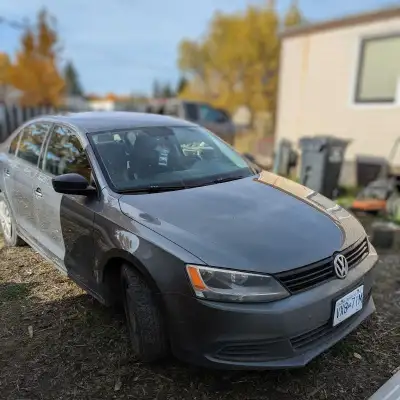 Looking to sell my Jetta runs and drives. Currently insured can be tested driven. Could use newer ti...