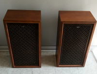 Coral BX -1200 speakers