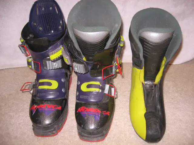 Nordica Tour Randonee TR9 Alpine Touring Ski Boots in Ski in Banff / Canmore - Image 3
