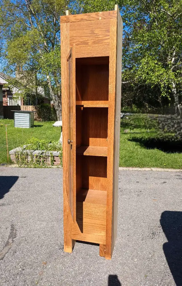 Oak Cabinet / Storage Unit / Pantry / Organizer / Entry Hallway63235093734275124