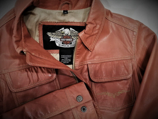 Blouson HARLEY Femme XSMALL Cuir Orange Brulé Logo Brodé 175$ BI dans Vêtements  à Ville de Montréal - Image 3