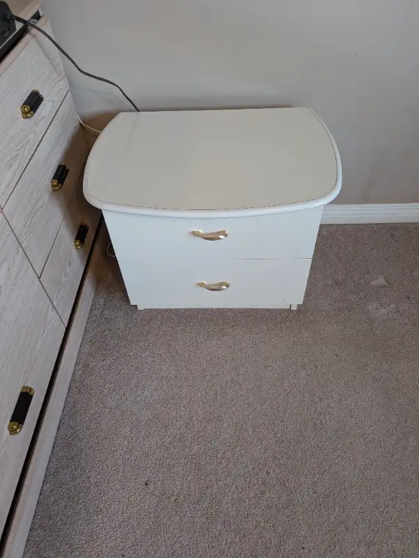 Dresser and Nightstand62863284007043121