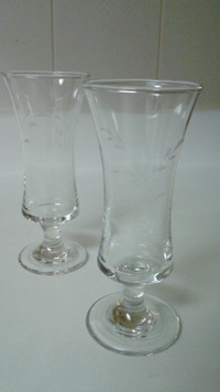 New Unused - Etched Leaf Glasses/Vases - 4 are available