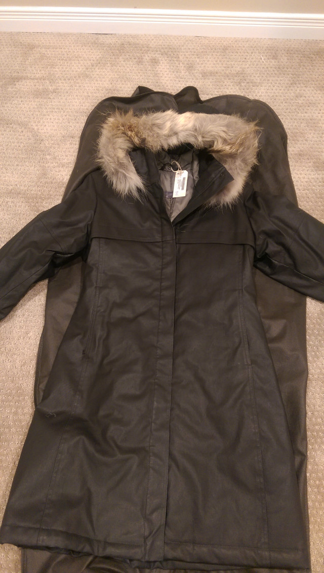 **Reduced** NWT m0851 Women's Parka size 6 in Women's - Tops & Outerwear in City of Toronto