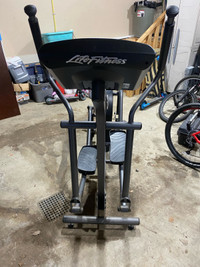 Apple fitness elliptical trainer 