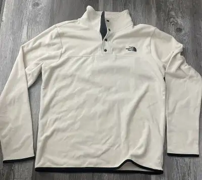 The North Face Snap Fleece (BRAND NEW ), View more