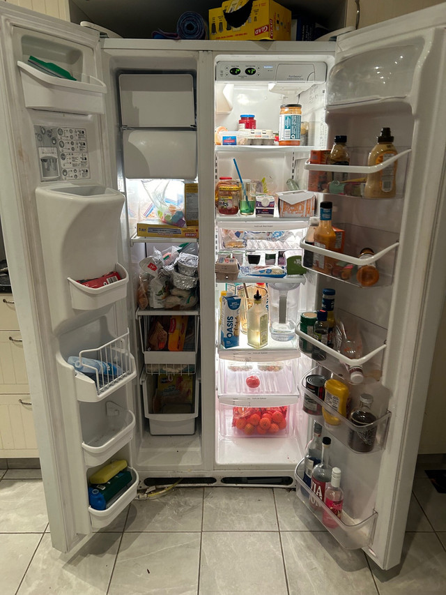 Frigo - réfrigérateur- fridge dans Réfrigérateurs  à Ville de Montréal - Image 2