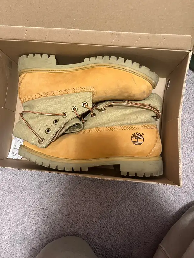 Timberland Boots  in Men's Shoes in Mississauga / Peel Region - Image 3