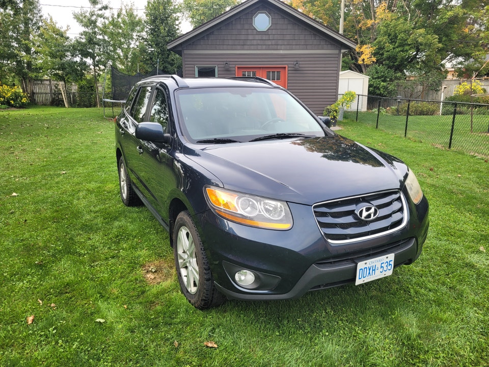 Hyundia Santa Fe for sale | Cars & Trucks | Kitchener / Waterloo | Free ...