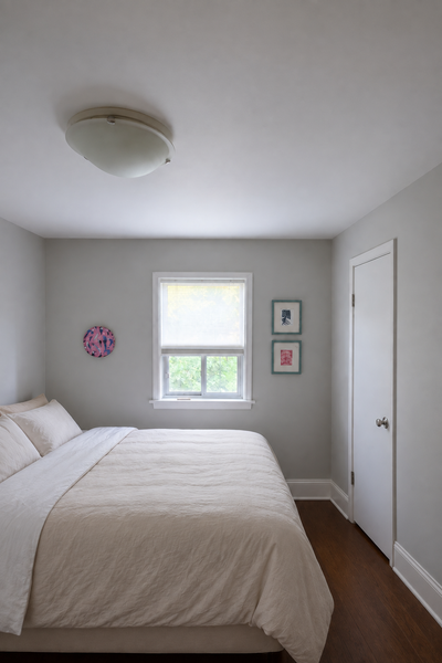 One bedroom is available for rent for a female in a two-bedroom bungalow house on Athlone Rd. in Eas...