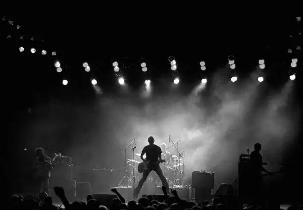Looking for a Lead Vocalist, Drummer, and Bassist to form a band63611980967425120