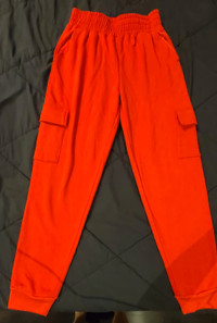 NEW - Forever 21 - Women's Red Cargo Sweatpants - Size Small