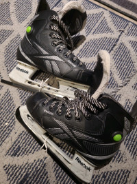 Reebok XT Comp hockey skates - size 13.5- 1 - Shoe size 1.5 - 2