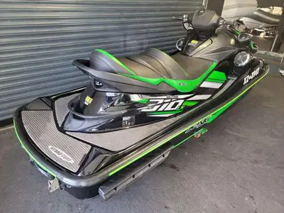 Selling my Kawasaki Ultra 310lx. This machine is a beast! I just don’t have the time to properly enj...