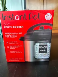 Insta Pot Duo Multi-Cooker - New In Box