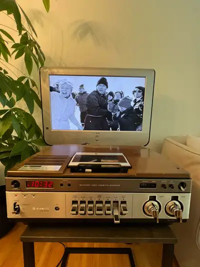 Vintage Sanyo Betacord VTC-9100A Betamax Video Cassette Recorder, View more