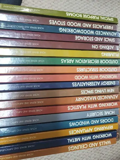 I am selling 17 volumes of home repair and improvement books! In really good shape! 80$ for everythi...