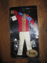trent doll ROYAL MILITARY costume