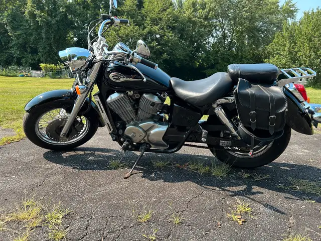 2000 Honda shadow 750 Ace in Street, Cruisers & Choppers in Mississauga / Peel Region - Image 4