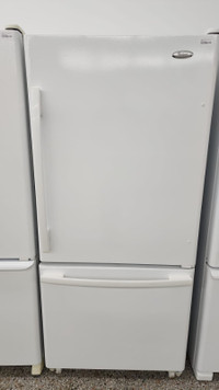 Econoplus Papineau Réfrigérateur Whirlpool Congélateur inférieur