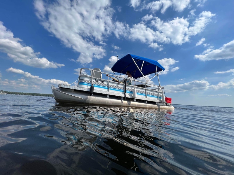 1997 Pontoon for sale Powerboats & Motorboats Kawartha Lakes Kijiji