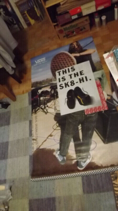 VANS SKATEBOARDING 5FT TALL SK8 HI  DOUBLESIDED VINYL BANNER in Arts & Collectibles in City of Toronto - Image 3