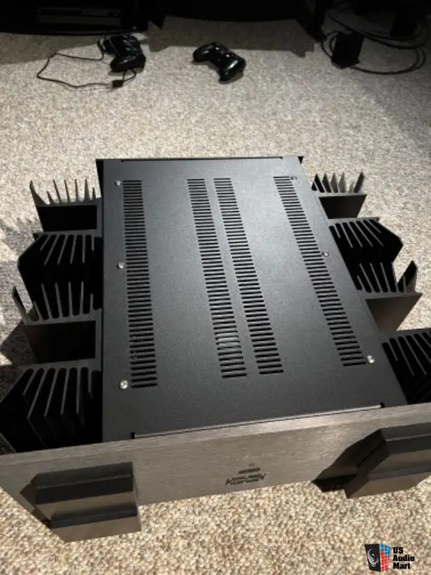 Pair of Krell MDA 300 Mono Block Amplifiers Pure Class A in Stereo Systems & Home Theatre in Mississauga / Peel Region - Image 3