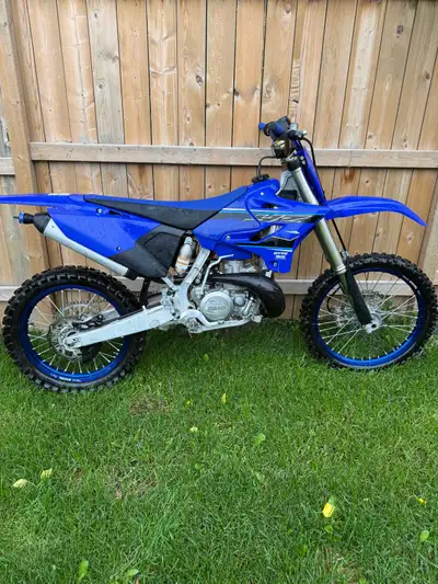 Like new 2021 yz250 2 stroke with about 15 hours or less on it, hurt myself the second time I went o...