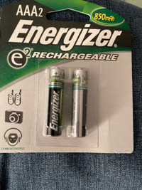 Rechargeable AAA batteries 