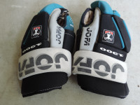 Jofa Hockey Gloves Junior Medium