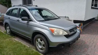 2008 Honda CR-V LX AWD – Well-Maintained Located in Calgary, this 2008 Honda CR-V LX is a dependable...