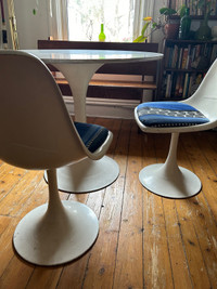 Saarinen tulip table and chairs