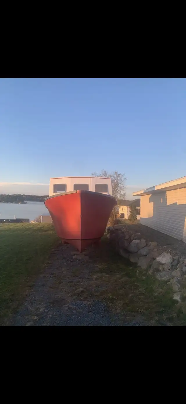 cape boat , new build for sale. need gone in Powerboats & Motorboats in City of Halifax - Image 2