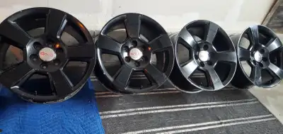 GMC OEM SIERRA RIM WHEELS 20X9 PIRELLI SCORPION 275/50/20 TIRES, View more